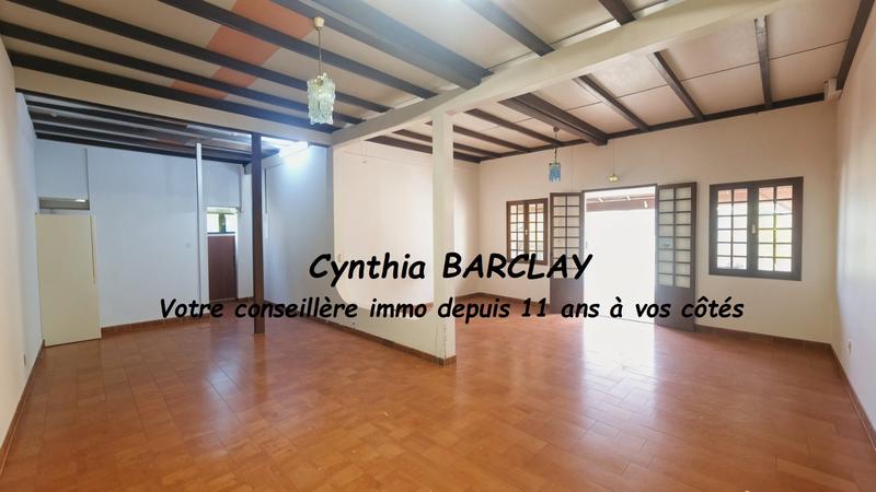 Villa - 264 m² - 6 pièces