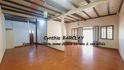 Villa - 264 m² - 6 pièces