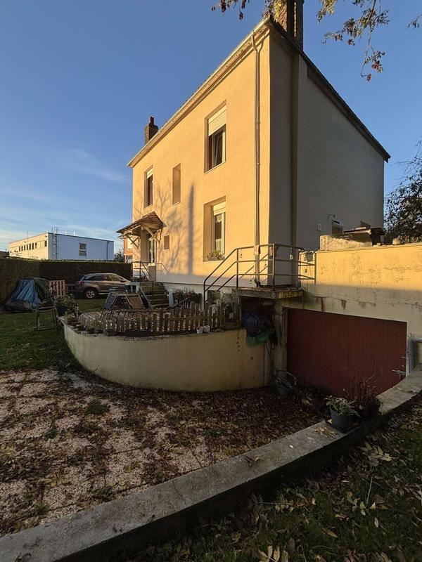 Maison - 150 m² - 6 pièces