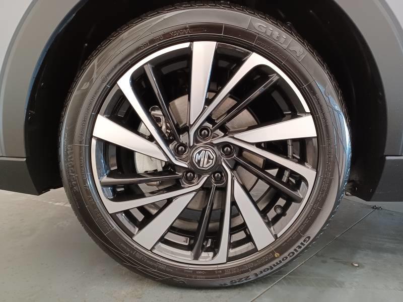 Mg Zs 1.5 l Hybrid+ 197 ch Luxury