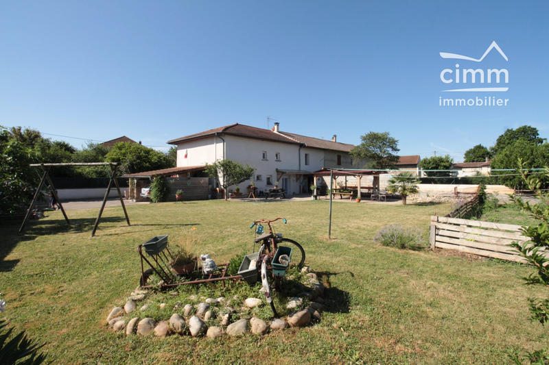 Maison - 151 m² - 5 pièces