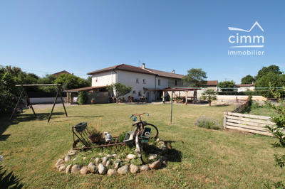 Maison - 151 m² - 5 pièces