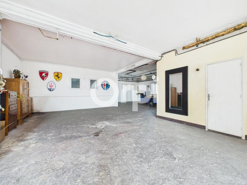 Villa - 260 m² - 5 pièces