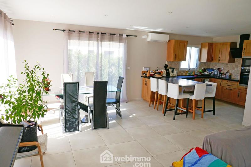 Villa - 100 m² - 4 pièces