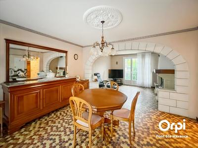 Maison - 99 m² - 4 pièces