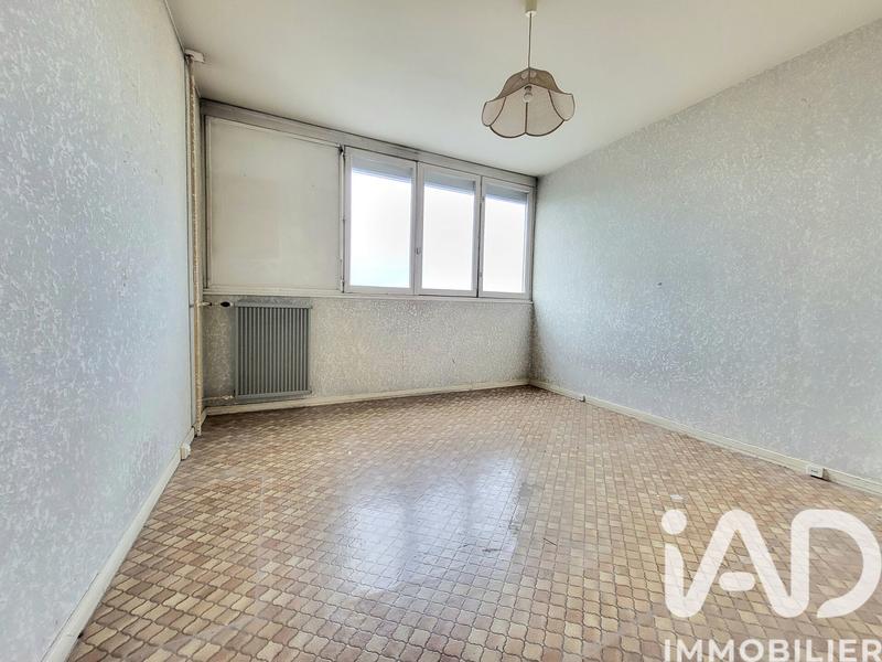 Appartement - 96 m² - 5 pièces