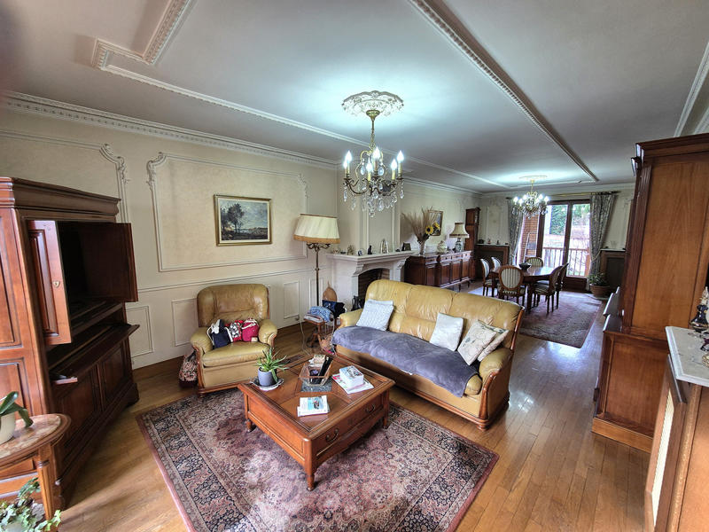 Maison - 145 m² - 6 pièces