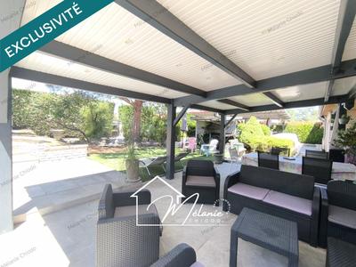 Maison - 93 m² - 4 pièces