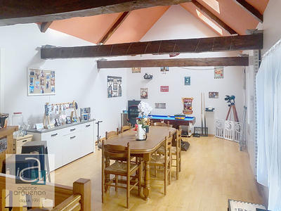 Maison - 145 m² - 5 pièces