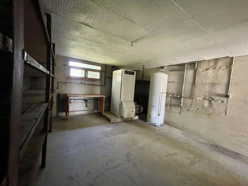 Maison traditionnelle - 228 m² - 8 pièces