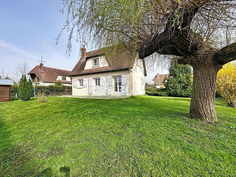Maison traditionnelle - 75 m² - 4 pièces