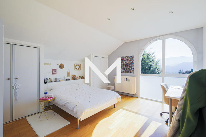 Maison contemporaine - 173 m² - 5 pièces