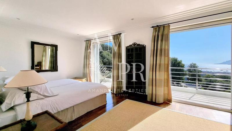 Villa - 480 m² - 10 pièces