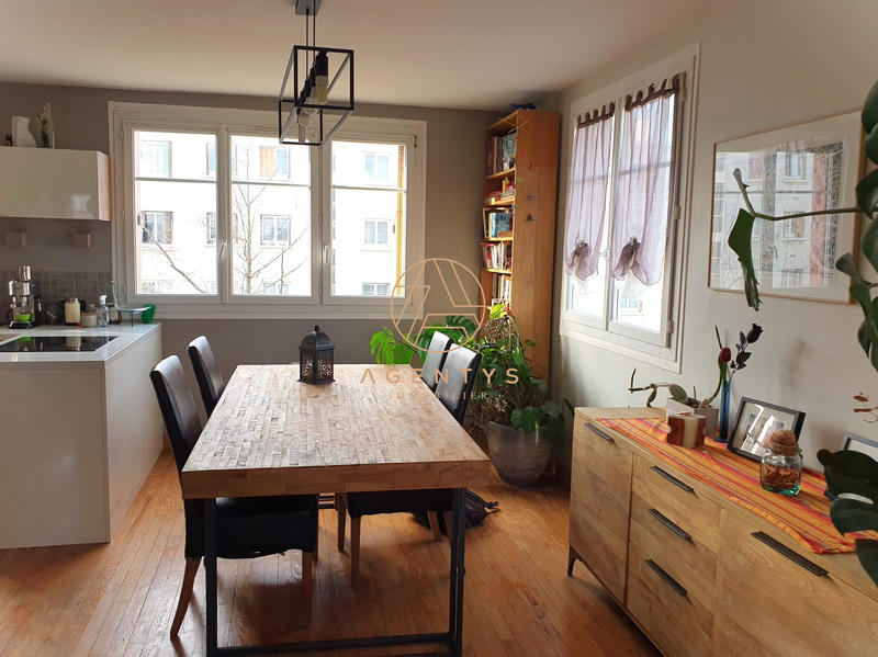 Appartement - 65 m² - 4 pièces