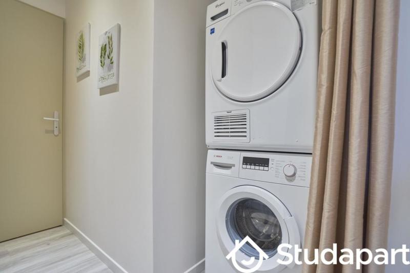 Chambre - 13 m² - 1 pièce