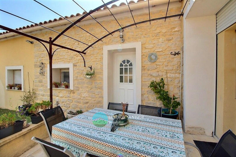 Maison - 102 m² - 3 pièces