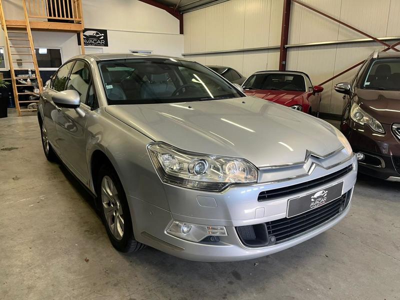 Citroën C5 Berline 2.0 HDi 140 cv / Exclusive Distribution Faite