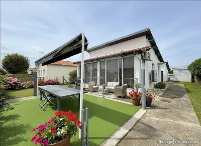 Maison - 105 m² - 6 pièces