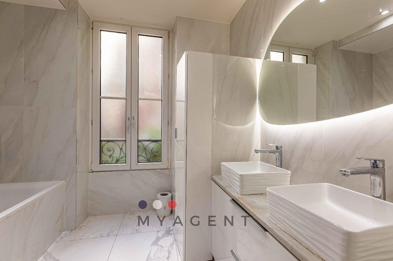 Appartement - 90 m² - 5 pièces