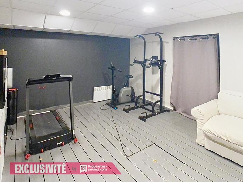 Maison - 200 m² - 6 pièces