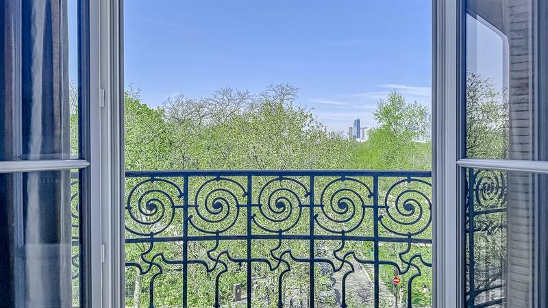 Appartement - 140 m² - 5 pièces