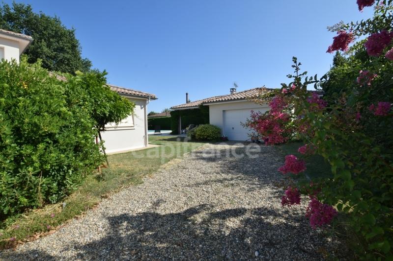 Villa - 220 m² - 7 pièces
