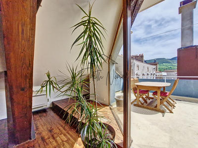 Appartement - 147 m² - 5 pièces