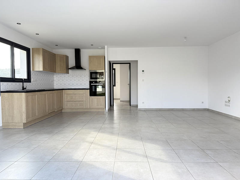 Maison - 83 m² - 4 pièces