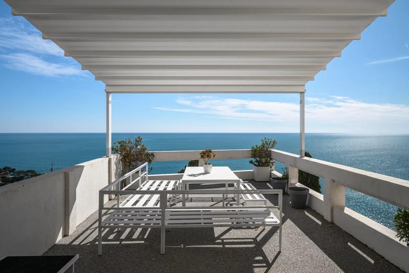 Appartement - 170 m² - 6 pièces