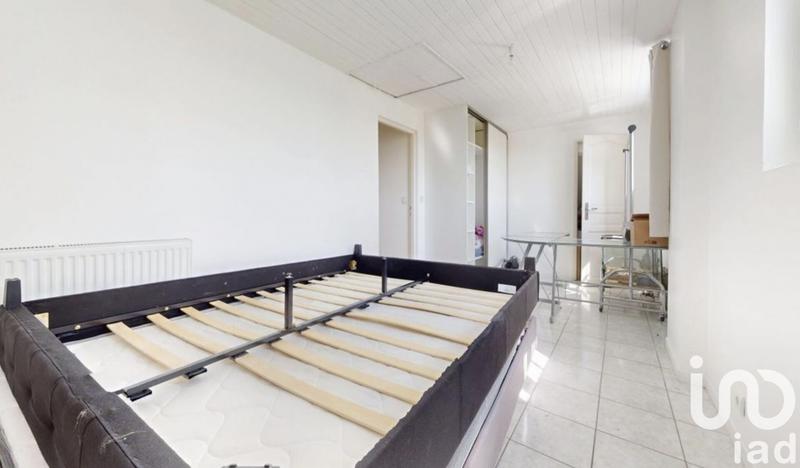 Maison - 235 m² - 7 pièces