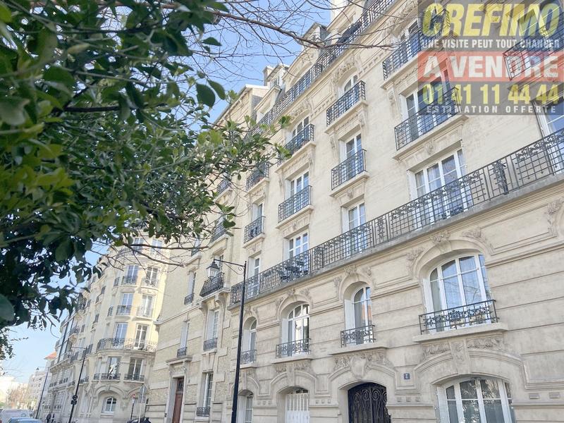 Appartement haussmannien - 50 m² - 2 pièces