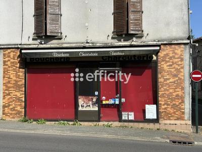 Maison - 200 m² - 4 pièces