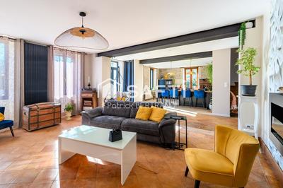 Maison de maîtres - 319 m² - 7 pièces