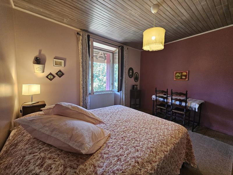 Maison traditionnelle - 157 m² - 4 pièces