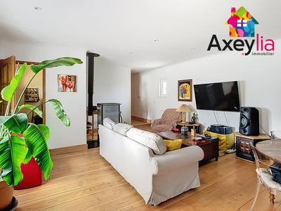 Maison - 98 m² - 3 pièces