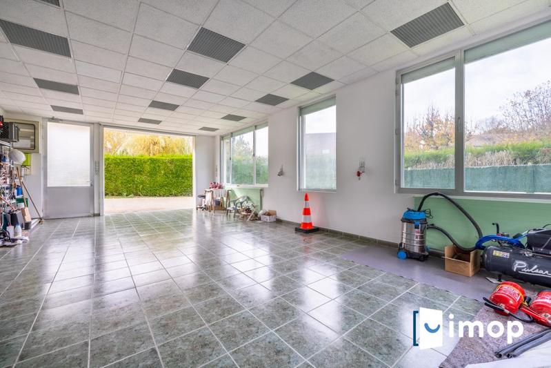 Maison - 210 m² - 5 pièces