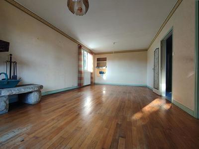 Maison - 86 m² - 4 pièces