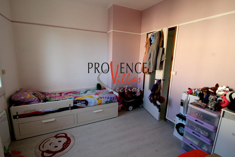 Appartement - 65 m² - 4 pièces