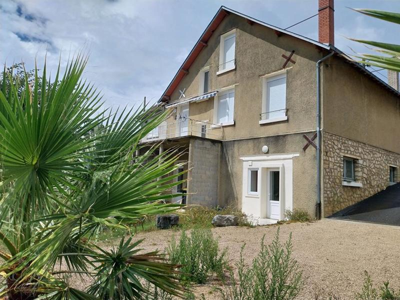 Maison de ville - 160 m² - 9 pièces