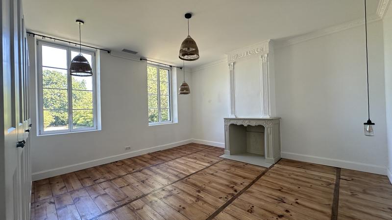 Maison bourgeoise - 350 m² - 8 pièces