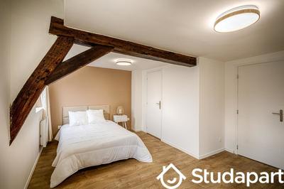 Chambre - 15 m² - 1 pièce