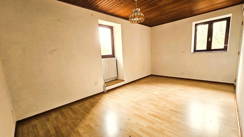 Maison - 206 m² - 10 pièces