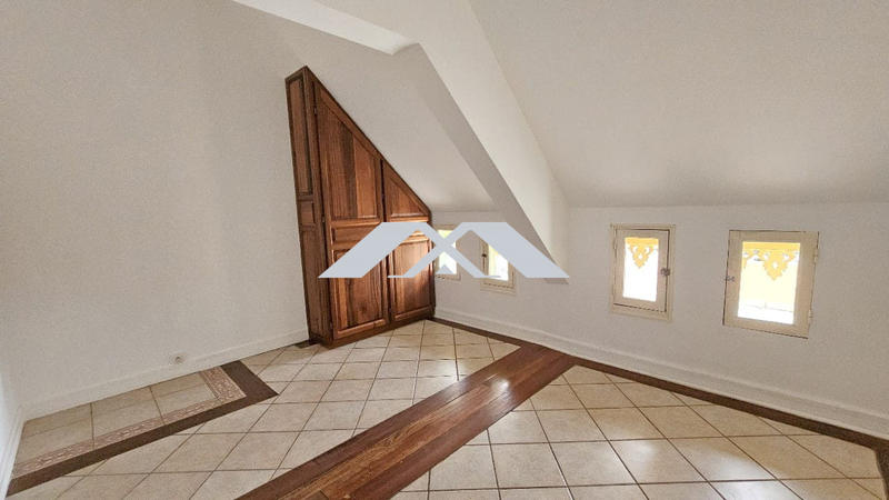 Villa - 150 m² - 5 pièces