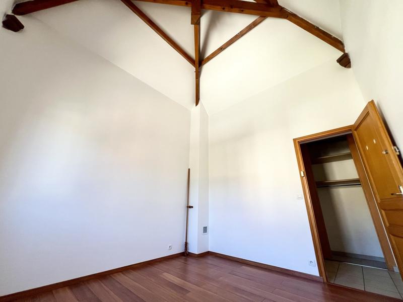 Maison - 199 m² - 7 pièces