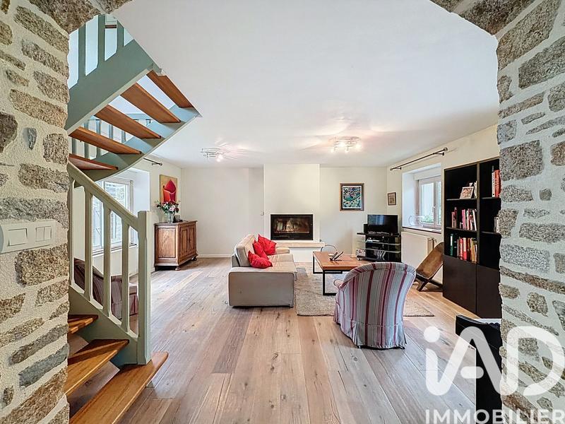 Maison - 140 m² - 6 pièces