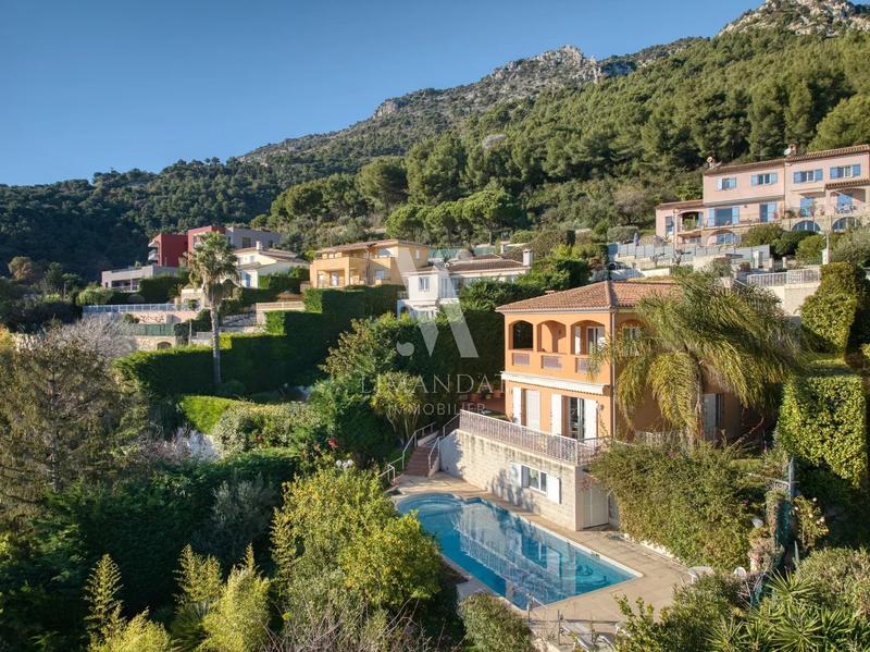 Villa - 165 m² - 6 pièces