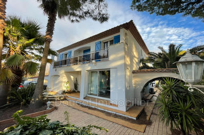 Villa - 226 m² - 11 pièces