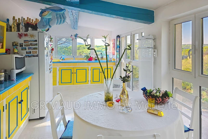 Maison - 170 m² - 6 pièces