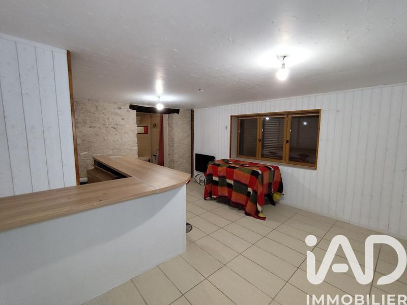 Maison - 207 m² - 9 pièces