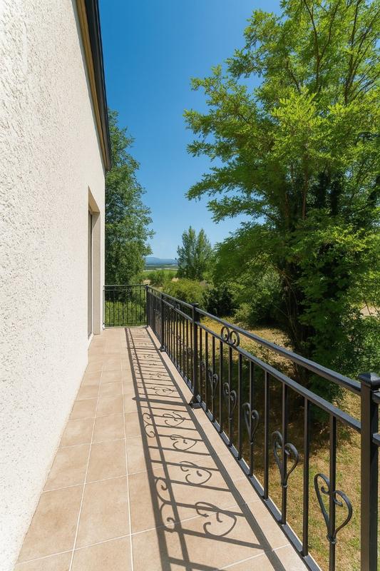 Maison - 154 m² - 6 pièces